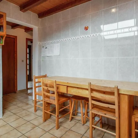 Studio Avec Jardin Amenage Et Wifi A La Garde A 8 Km Des Pistes *